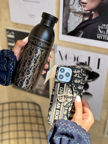 بطری آب استیل دیور، سری آکوا، با بند دوشی چرمی ،