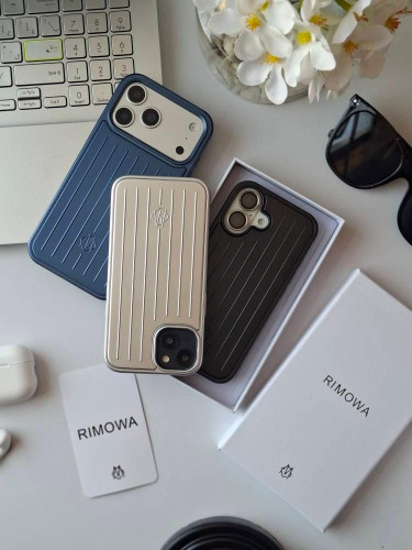 قاب RIMOWA2