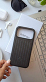 قاب RIMOWA2