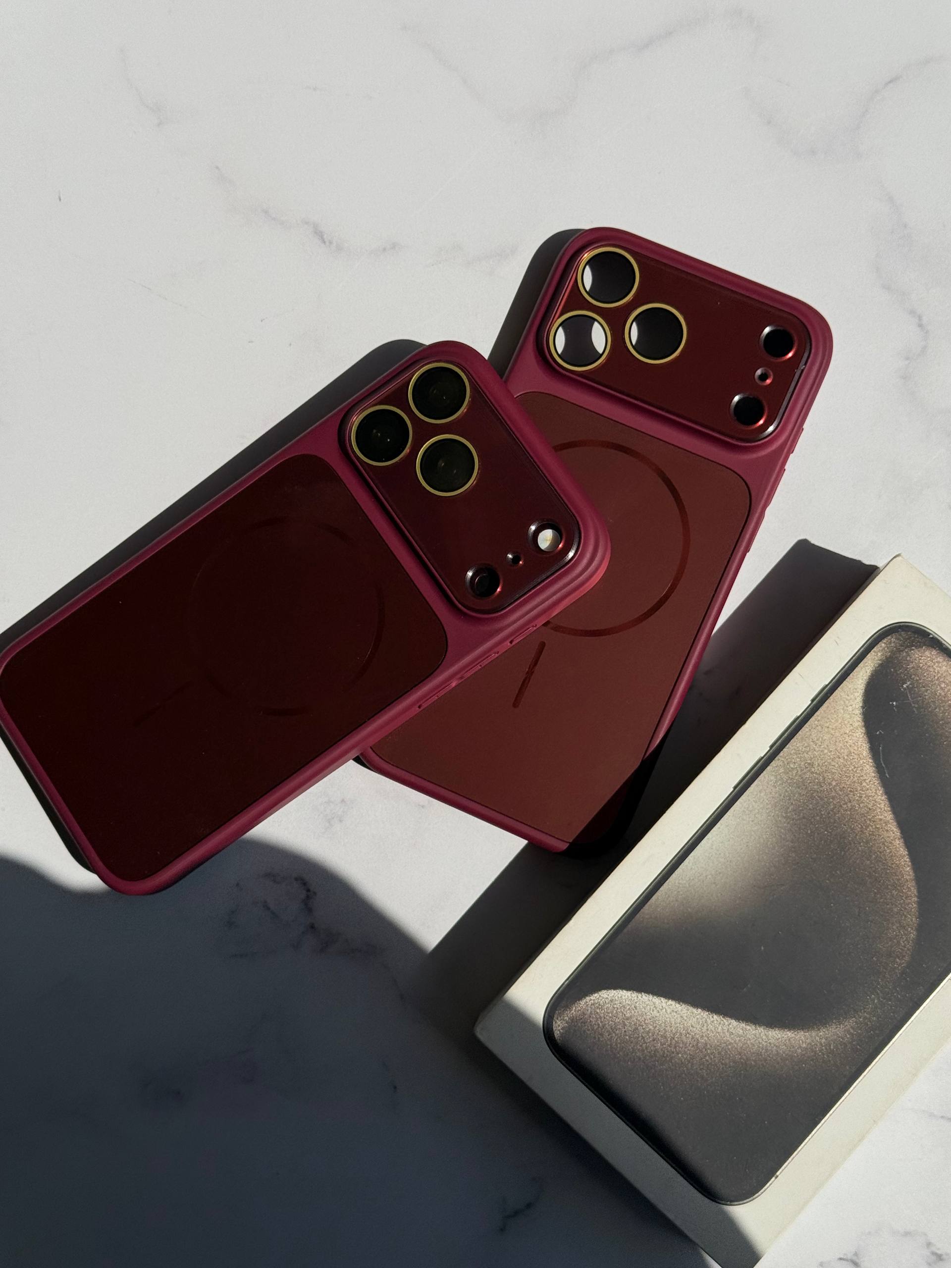 قاب PVD Burgundy با مگ سیف (تبدیل آیفون ها به سری 18)